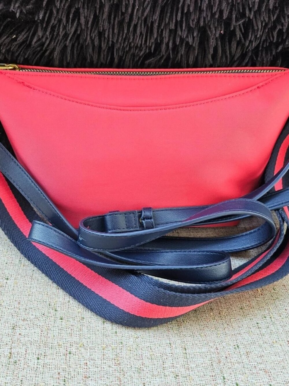 Free Assembly Women Handbag Core Crossbody Bag Red Canvas Blue Faux Leather NWT - Picture 2 of 12
